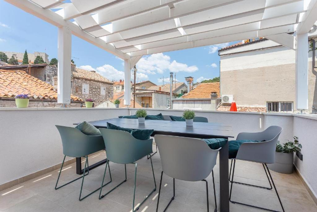 Xboutique Rooms Marinac Šibenik Esterno foto