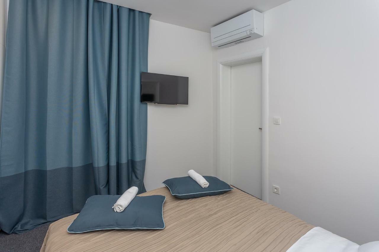 Xboutique Rooms Marinac Šibenik Esterno foto