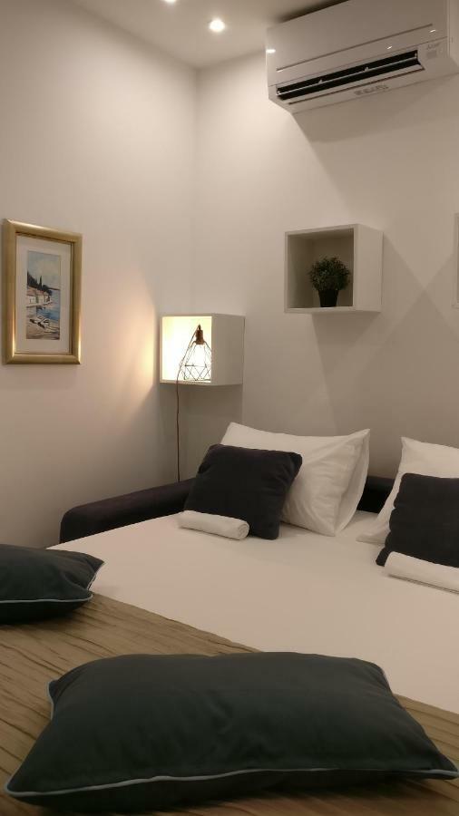 Xboutique Rooms Marinac Šibenik Esterno foto